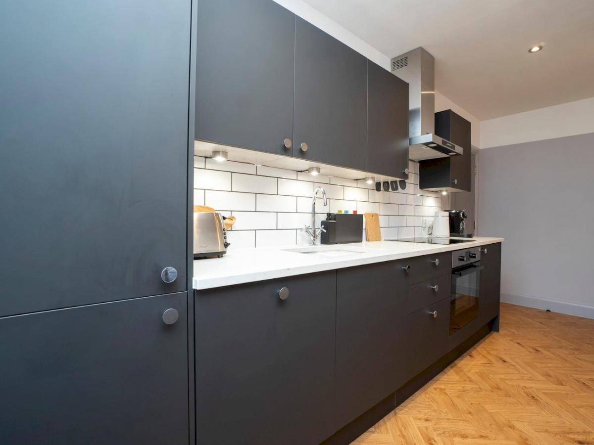 Pass The Keys Stunning 2 Bed Retreat In The Heart Of Bath Apartamento Exterior foto