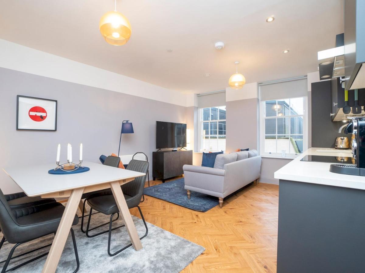 Pass The Keys Stunning 2 Bed Retreat In The Heart Of Bath Apartamento Exterior foto