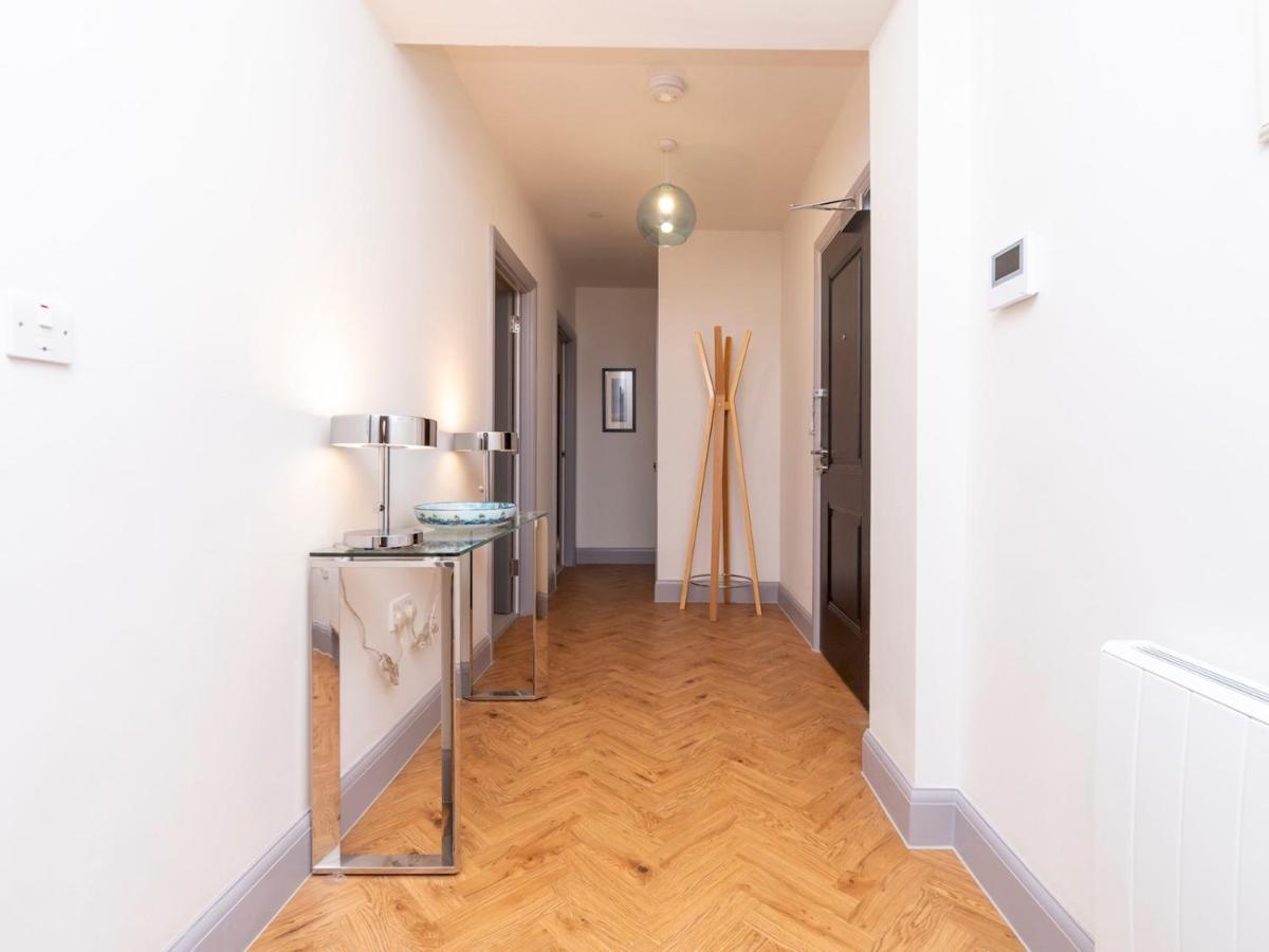 Pass The Keys Stunning 2 Bed Retreat In The Heart Of Bath Apartamento Exterior foto
