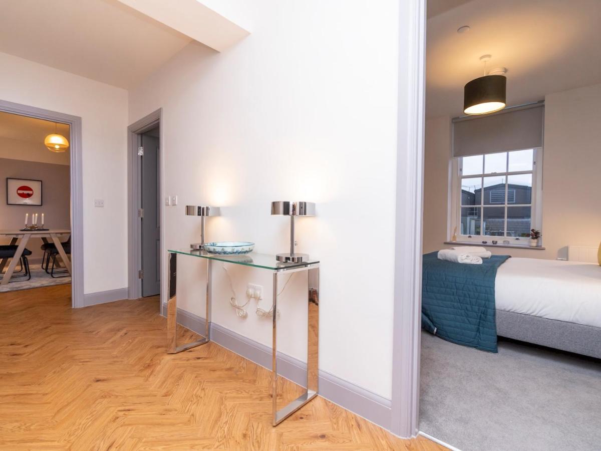 Pass The Keys Stunning 2 Bed Retreat In The Heart Of Bath Apartamento Exterior foto