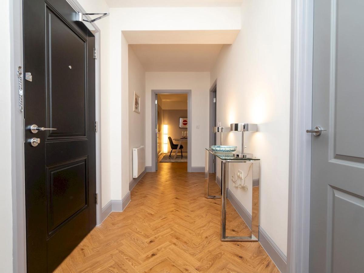 Pass The Keys Stunning 2 Bed Retreat In The Heart Of Bath Apartamento Exterior foto